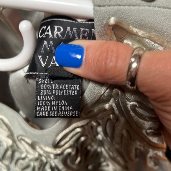 Formal evening dress in light olive green size 4 - Picture 5 of 5